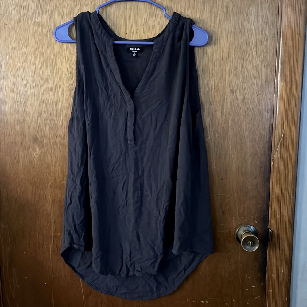 Torrid grey pin dot tank top